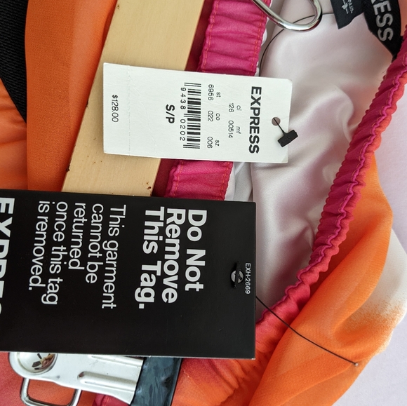 Express Halter dress - Picture 2 of 2